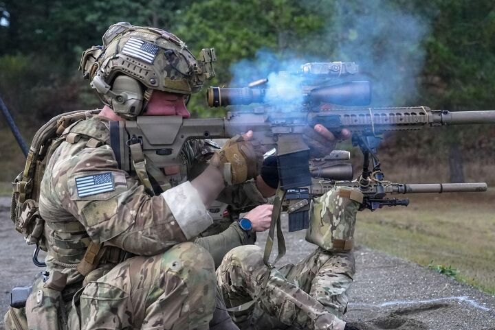 POTD: Smoke, Fire, Precision – Green Berets on the Range