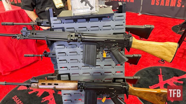 [SHOT 2026] DSA FAL G Series w/ Metal Handguard & Bipod