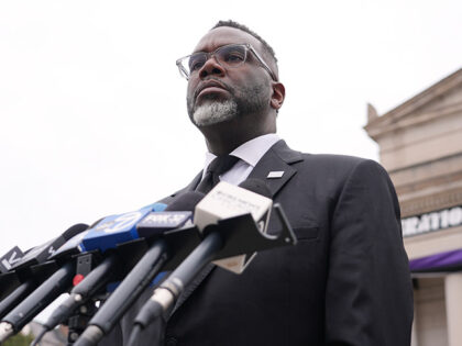 Democrat-Run Chicago: At Least 14 Shot During Weekend