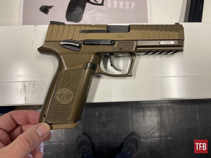 Hungarian Gestamen Arms G9 HSP: Hammer and Striker in One Pistol