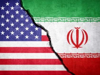 Iran’s Oil Crisis Is Fueling Inflation, Major Banks Say Gold Is Next