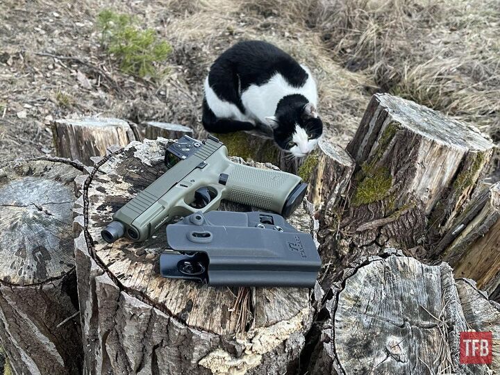 POTD: Curious Eyes on the Glock 45 COA Hunter Edition